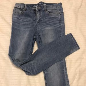 Victoria’s Secret Jeans Mid Rise Legging